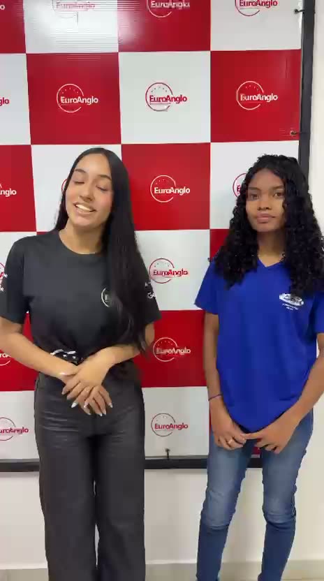 Aluna do Projeto Emprega Já contratada como Jovem Aprendiz